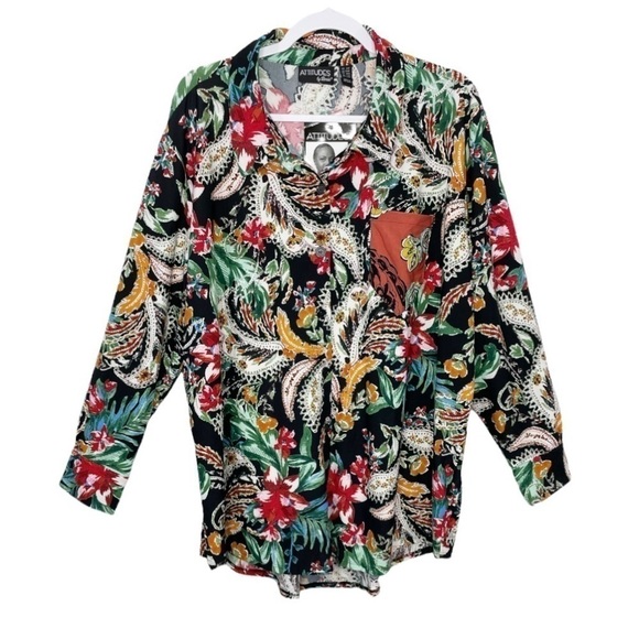 𝅺ATTITUDES by Renee Two-Print Front Pocket Shirt Floral and Paisley Print NWT - Picture 1 of 11